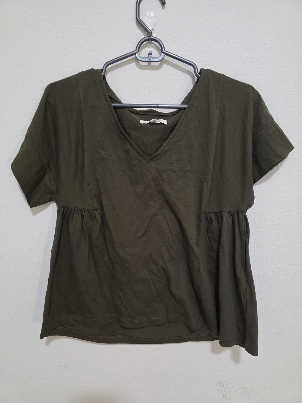 Madewell Olive Green V-Neck Short Sleeve Peplum Top
